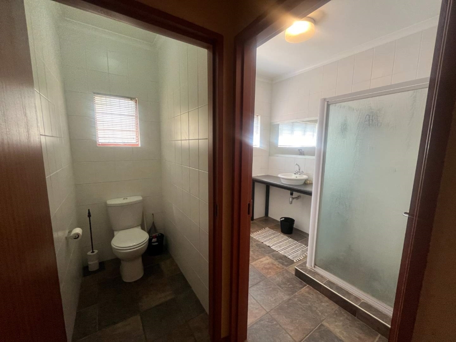5 Bedroom Property for Sale in Upington Northern Cape